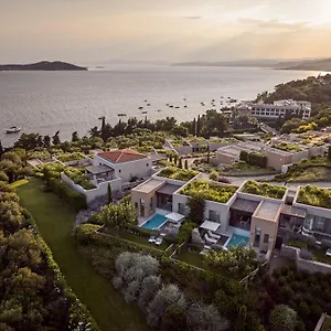 Eagles - Small Luxury Of The World Feriested Ouranoupoli