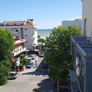 Le Vele - Fronte Playa Del Sol 108-109 Hotel